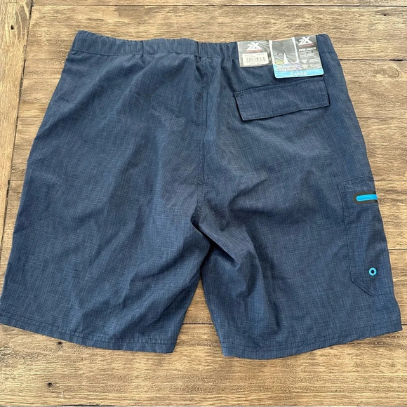 NWT Zeroxposur men’s Large Navy Blue Swim Shorts Lined UV Protection Trunks New - Picture 4 of 5